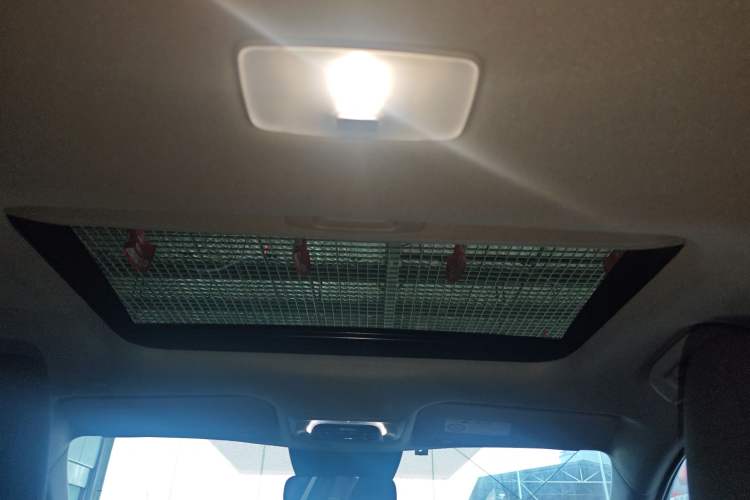 Used Toyota Corolla Cross 2024 2.0L Smart Electric Hybrid Dual-Engine Elite Edition