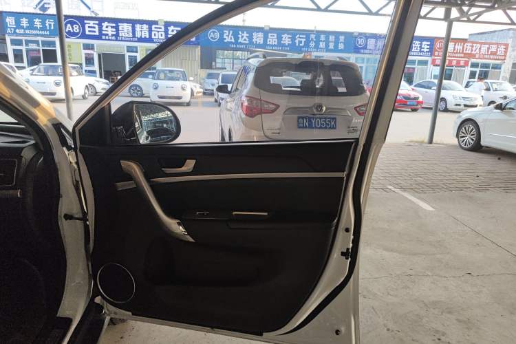 Used Haval H6 2015 Sport Edition 1.5T Automatic Two-Wheel Drive Luxury Model