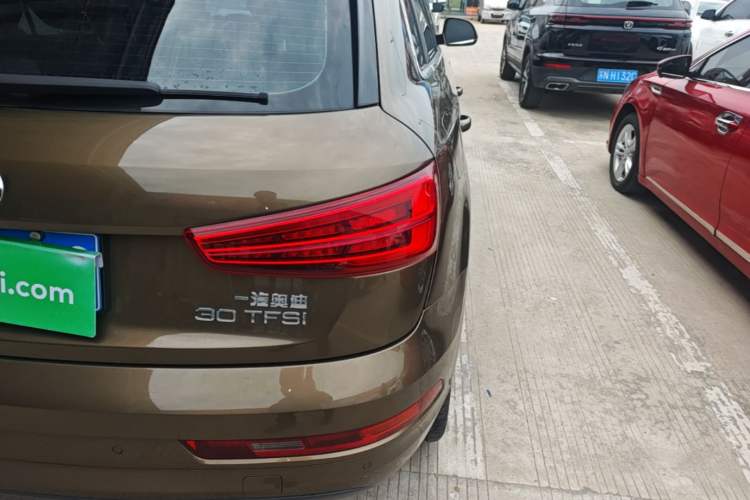 Used Audi Q3 2018 30th Anniversary Edition 30 TFSI Fashion Model Right Rear Taillight