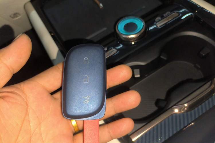 Used Lynk & Co 900 2025 1.5T Ultra
