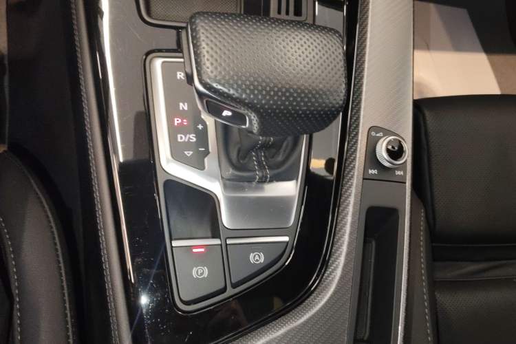 Used Audi A4L 2024 40 TFSI quattro RS Performance Package