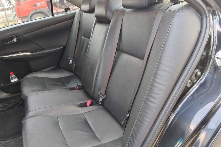 Used Toyota Camry 2016 2.0G 10th Anniversary Leading Edition
