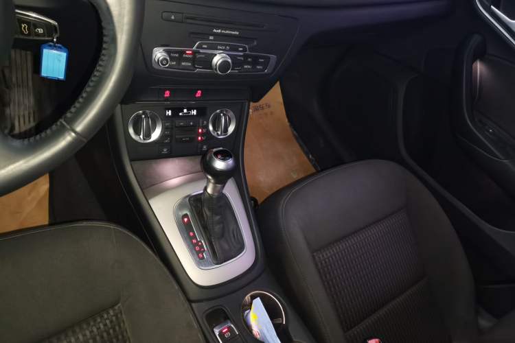 Used Audi Q3 2015 30 TFSI Ambition Edition