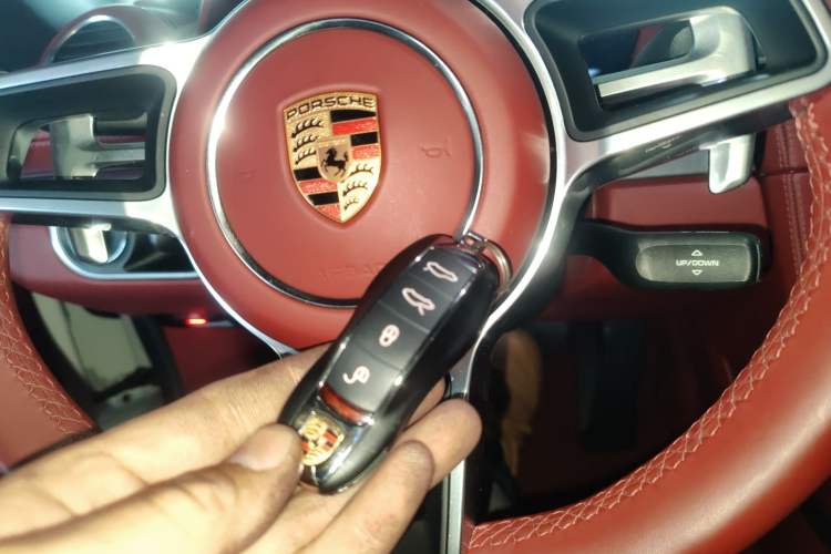 Used Porsche 718 2018 Boxster 2.0T
