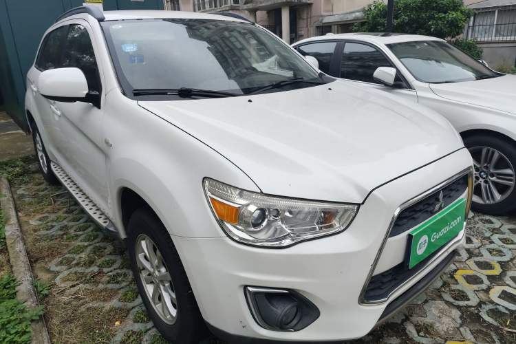 Used Mitsubishi ASX 2013 2.0L CVT Two-Wheel Drive Luxury Edition