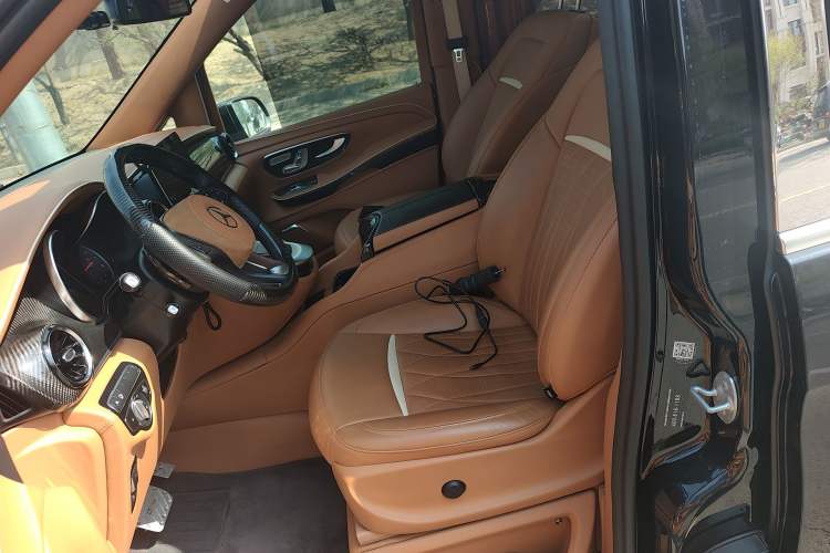 Used Mercedes-Benz V-Class 