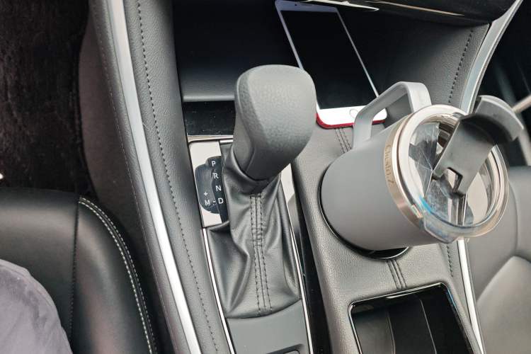 Used Toyota Avalon 2022 2.0L Ambition Edition