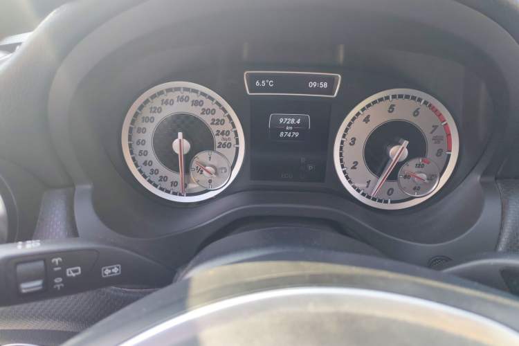 Used Mercedes-Benz A-Class 2015 A 200 Fashion Model
