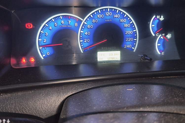 Used BYD F3 2012 Energy-Saving Model 1.5L Manual Comfort Version Odometer Close Up