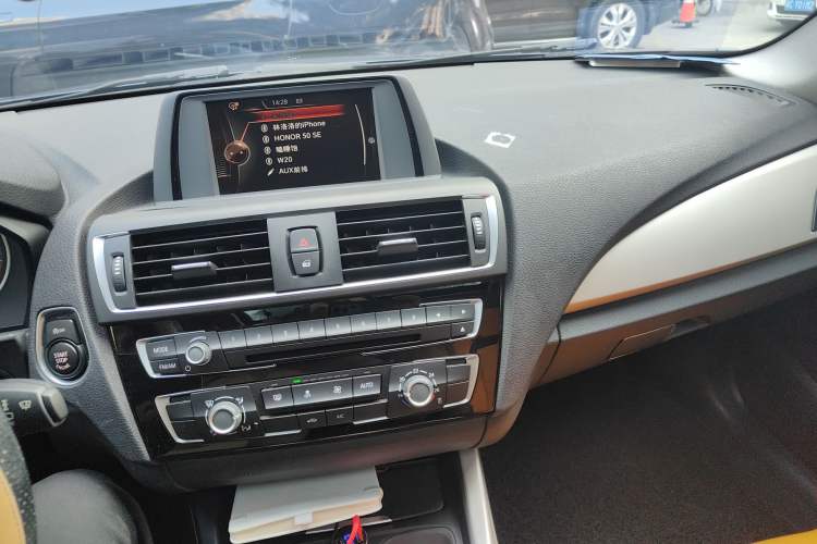 Used BMW 2 Series 2015 218i Audio And AC Panel