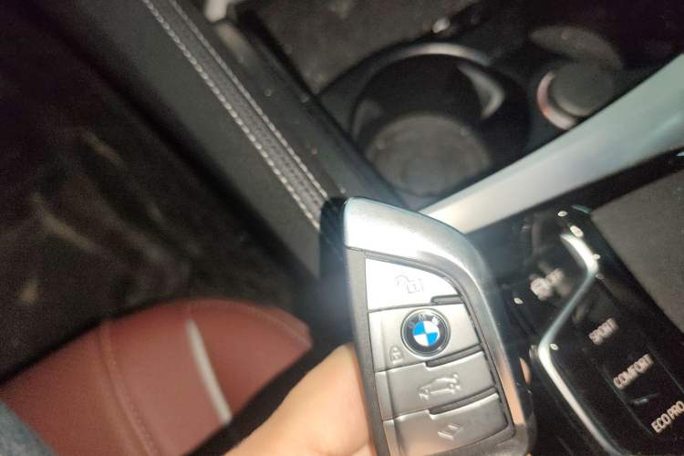 Used BMW 5 Series 2022 Second Facelift 525Li Luxury Package
