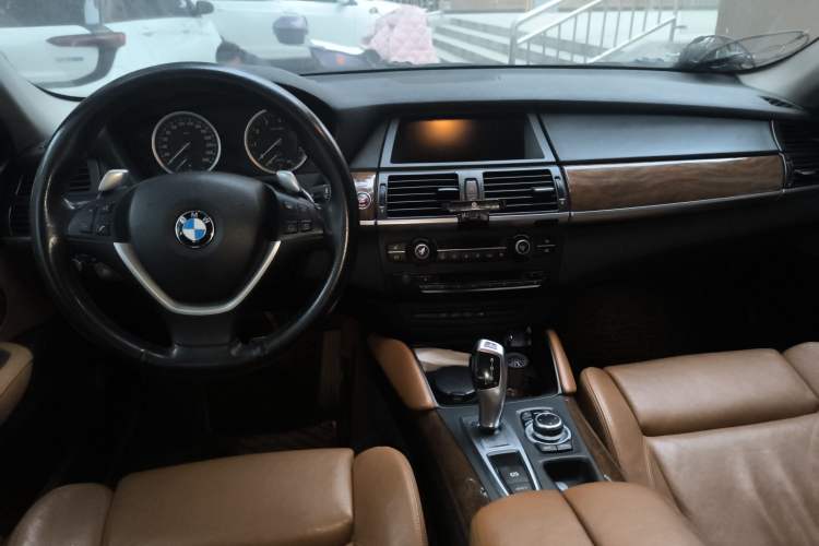 Used BMW X6 2011 xDrive35i
