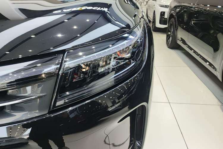 Used Hima AITO M7 2024 1.5T Intelligent Drive Rear-Drive Ultra Version 5 Seats Left Front Headlight