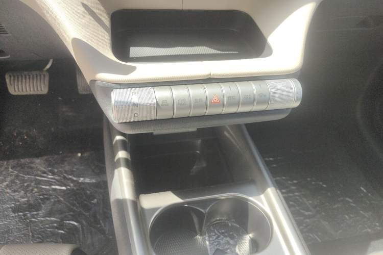 Used BYD Dolphin 2025 420km Free Edition Gear Lever