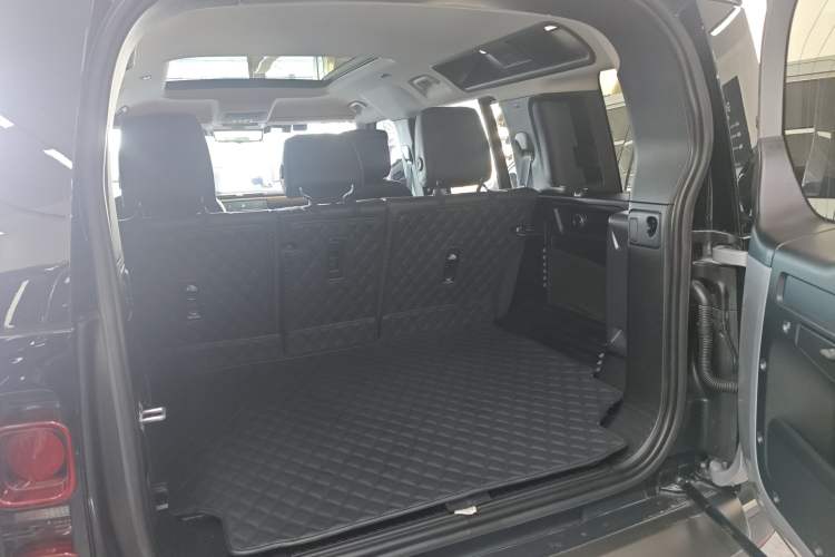 Used Land Rover Defender 2023 110 3.0T P400 X-DYNAMIC HSE