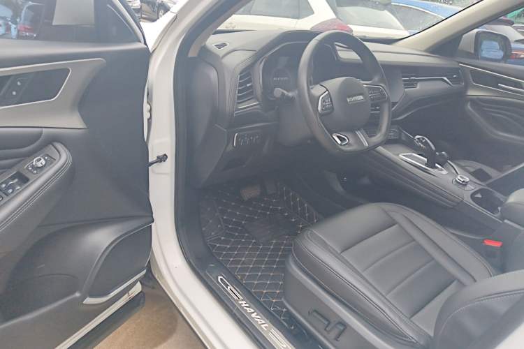 Used Haval F7 2019 2.0T Two-Wheel Drive i-Van China V standard