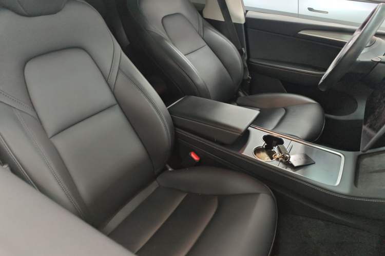 Used Tesla Model Y 2023 Rear-Wheel-Drive Version