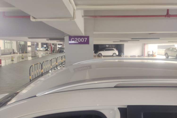 Used Baojun 530 2021 Global Car Anniversary Edition 1.5T CVT Luxury Model 7 Seats