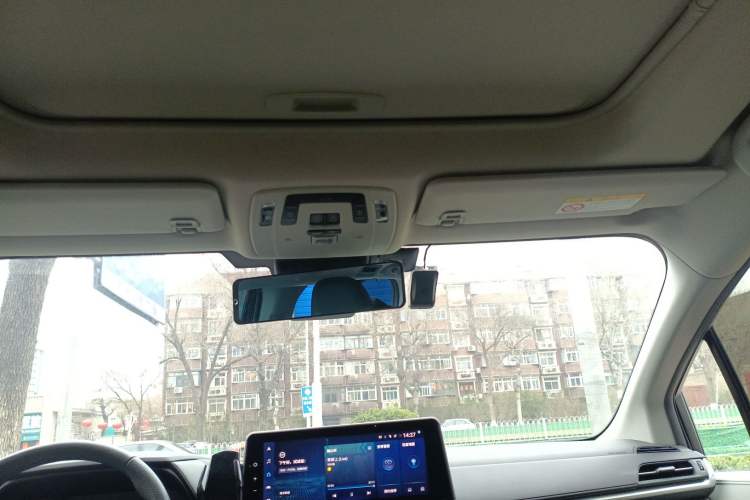 Used Toyota Granvia 2023 2.5L Hybrid Prestige PLUS Edition Headliner