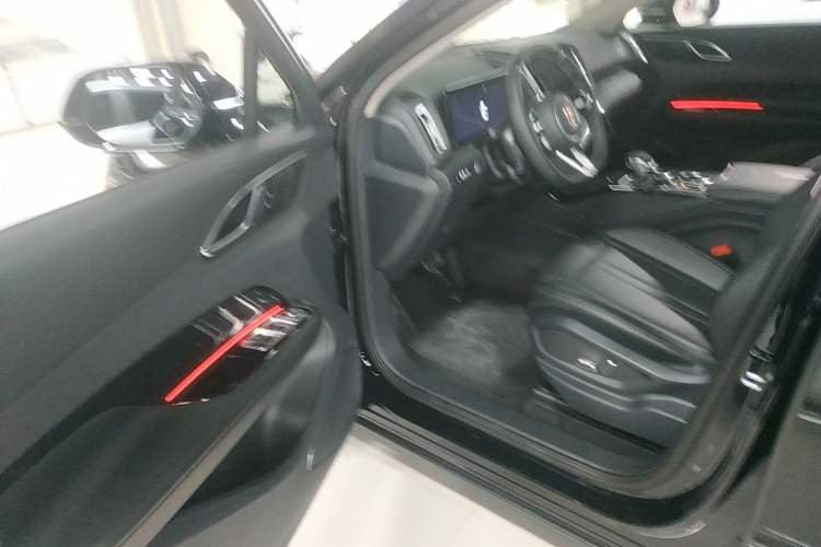 Used Hongqi HS3 PHEV 2024 PHEV 115km Jingwei Edition
