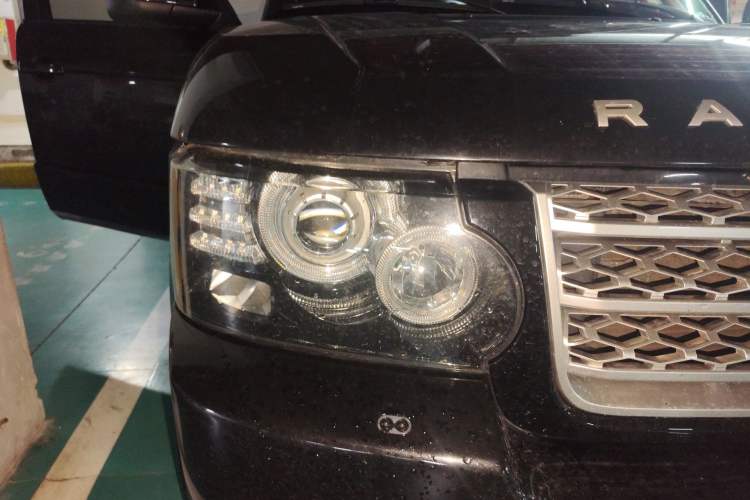 Used Land Rover Range 2012 4.4 TDV8
