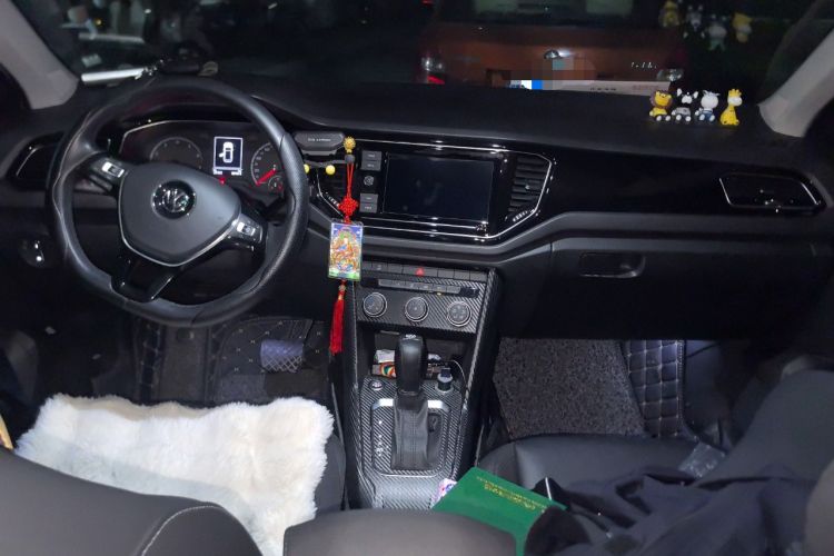 Used Volkswagen T-ROC 2019 280TSI DSG Two-Wheel Drive Comfort Version China VI Standard