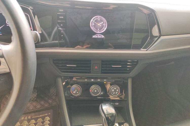 Used Volkswagen Sagitar 2022 280TSI DSG Excellence Edition Audio And AC Panel