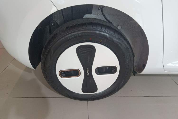 Used CHANGAN NEVO Lumin 2026 Model Treasure Edition 205km Passionate Beige Ningde Right Rear Wheel Hub