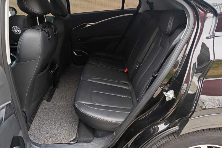 Used NETA U 2023 NETA U-Ⅱ Challenge Edition 500 U Show – Lithium Iron Phosphate