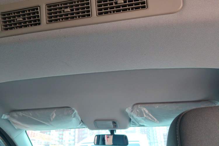 Used Wuling Hongguang New Energy 2025 Extended-Range Hybrid 50 km Standard Version