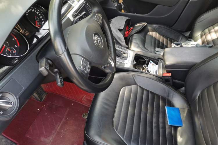 Used Volkswagen Magotan 2012 Revised 1.8TSI Luxury Version
