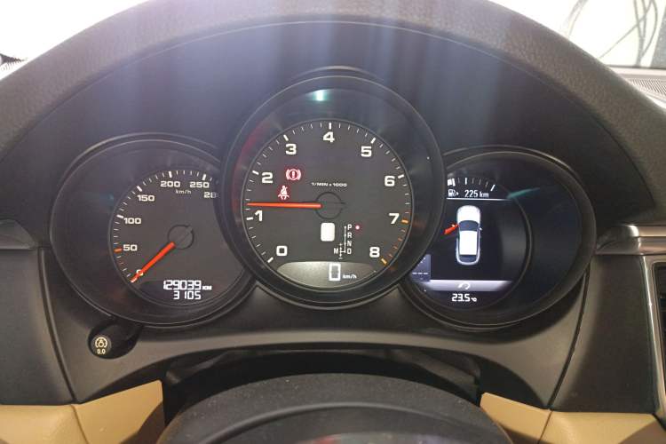 Used Porsche Macan 2017 Macan 2.0T Instrument Cluster