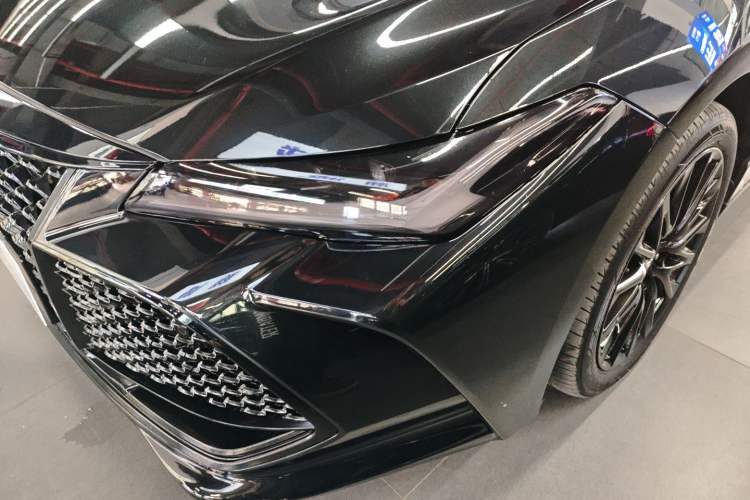 Used Toyota Avalon 2023 Dual-Motor 2.5L XLE Prestige Edition