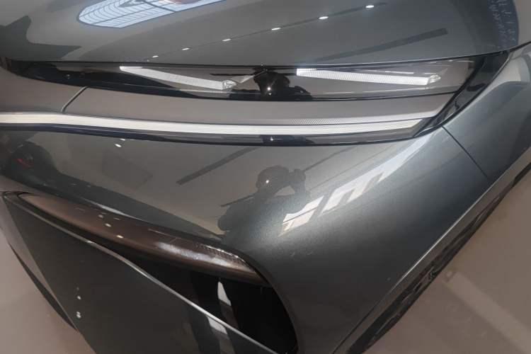 Used BYD Tang L 2025 DM 175KM Drone Player Edition Left Front Headlight