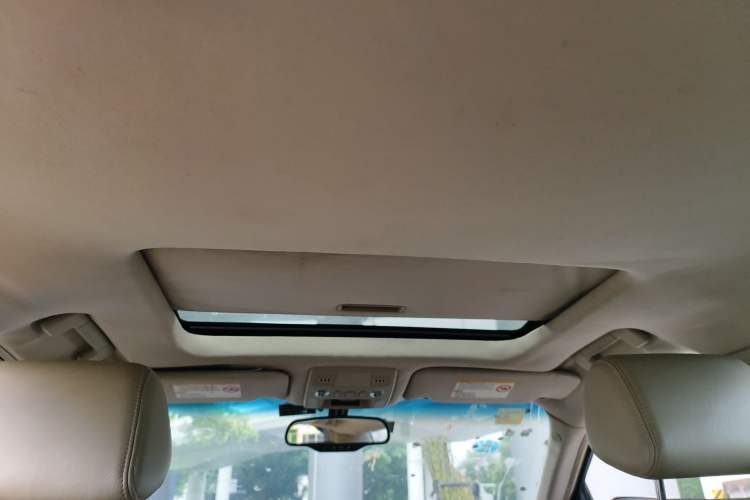 Used Cadillac SLS Seville 2011 2.0T Luxury Edition Headliner