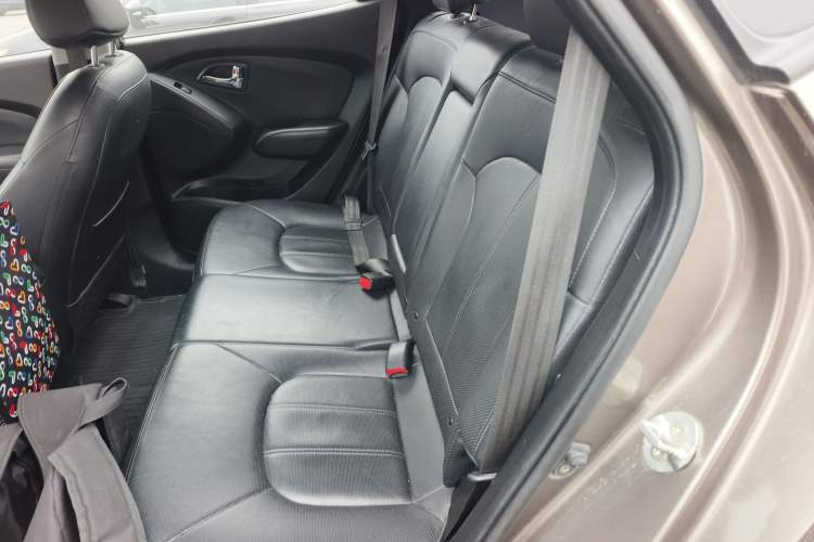 Used Hyundai ix35 2012 2.0L Automatic Two-Wheel Drive Elite Edition GLS
