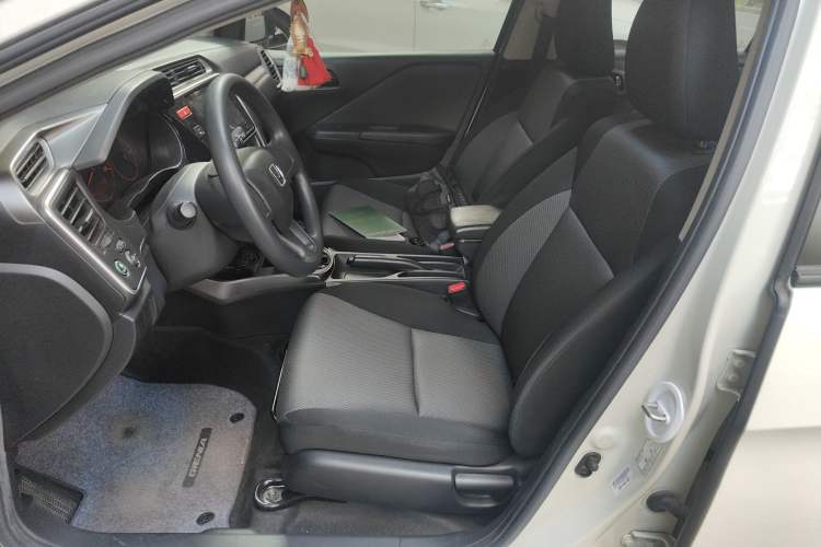 Used Honda Gienia 2017 1.5L CVT Classic Edition
