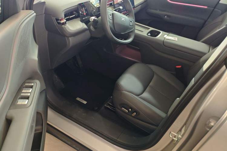 Used XPeng G6 2025 625 Long-Range Max Flagship Edition