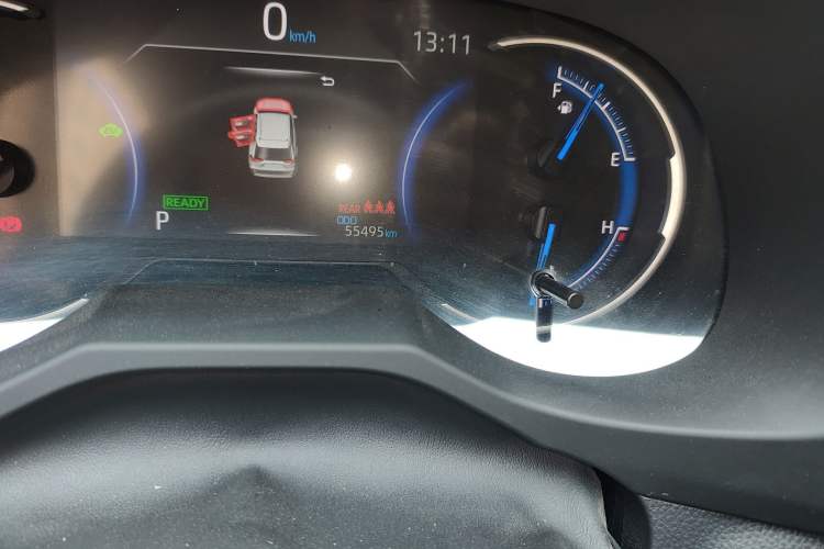 Used Toyota RAV4 2022 Dual-Engine 2.5L E-CVT Two-Wheel Drive Elite Edition Odometer Close Up