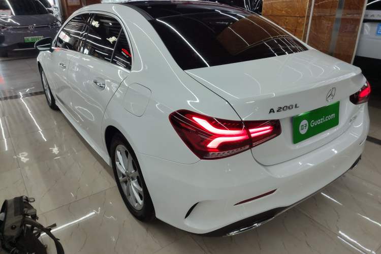 Used Mercedes-Benz A-Class 2021 A 200 L Sport Sedan Fashion Model
