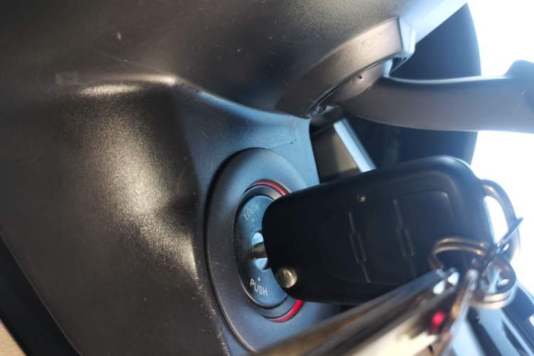 Used Roewe 350 2013 350S 1.5L Manual Xunchi Edition