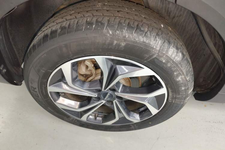Used Haval XY 2022 1.5T ZhiZun Edition Right Rear Wheel Hub