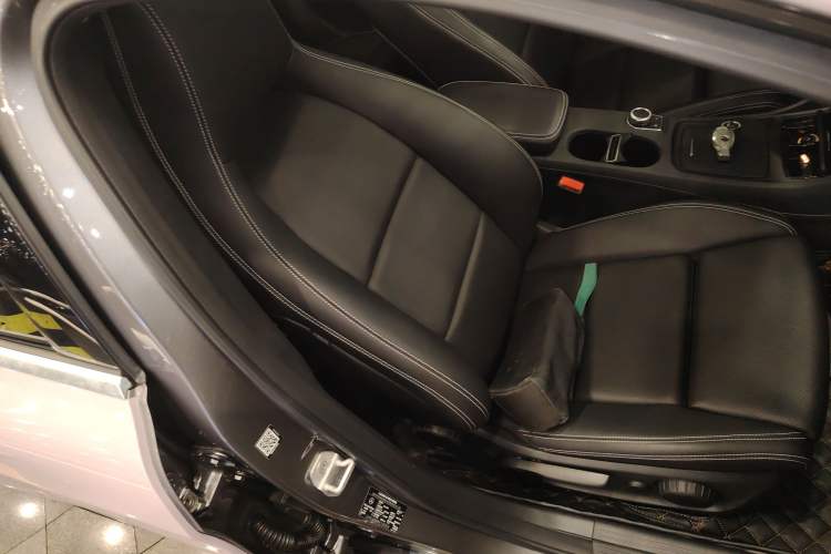 Used Mercedes-Benz GLA 2016 GLA 200 Fashion Model Right Front Seat