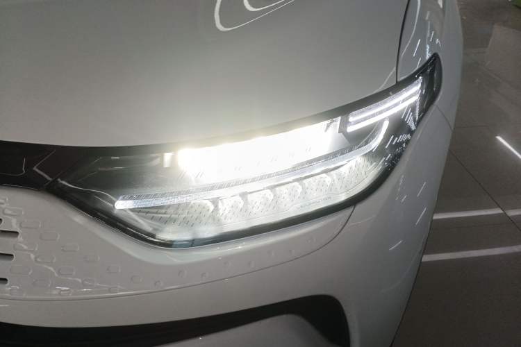 Used Leapmotor C11 2024 Range-Extended 300 Luxury Edition