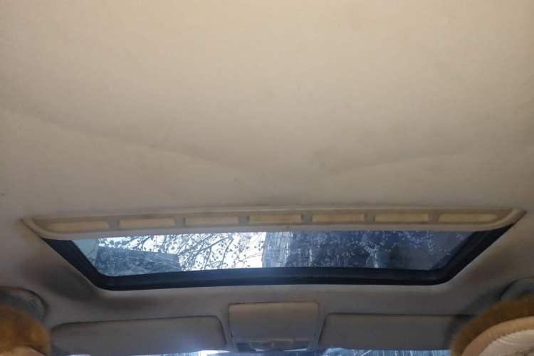 Used Volkswagen Lavida 2013 Classic 1.6L Manual Fashion Edition Headliner