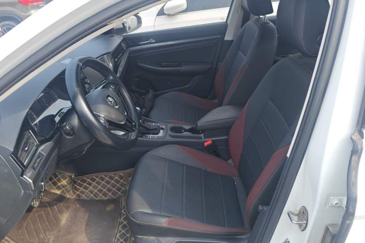 Used Volkswagen Bora 2020 1.5L Automatic Elite Version Left Front Seat