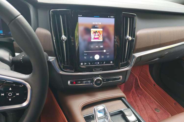 Used Volvo S90 2023 B5 Zhiyuan Luxury Edition Audio And AC Panel