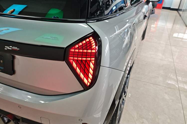 Used MINI JCW 2025 JOHN COOPER WORKS
