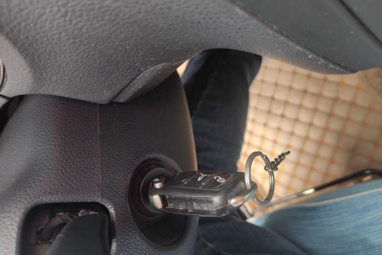 Used Volkswagen Polo 2013 1.4L Manual Comfort Edition
