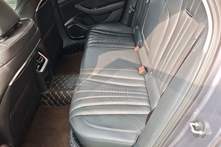 Used Hongqi H5 2023 2.0T Automatic Smart Connect Flagship Edition
